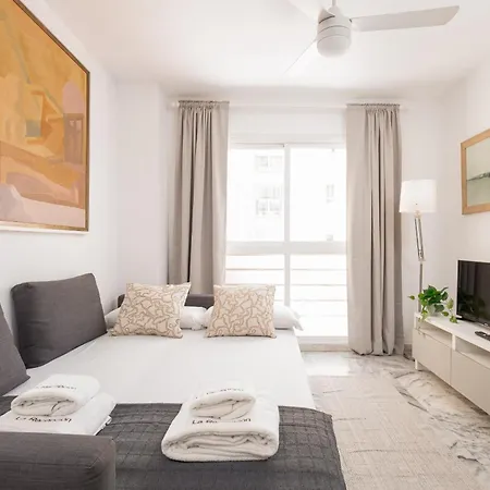 C18 Lovely In Malagueta Apartment *